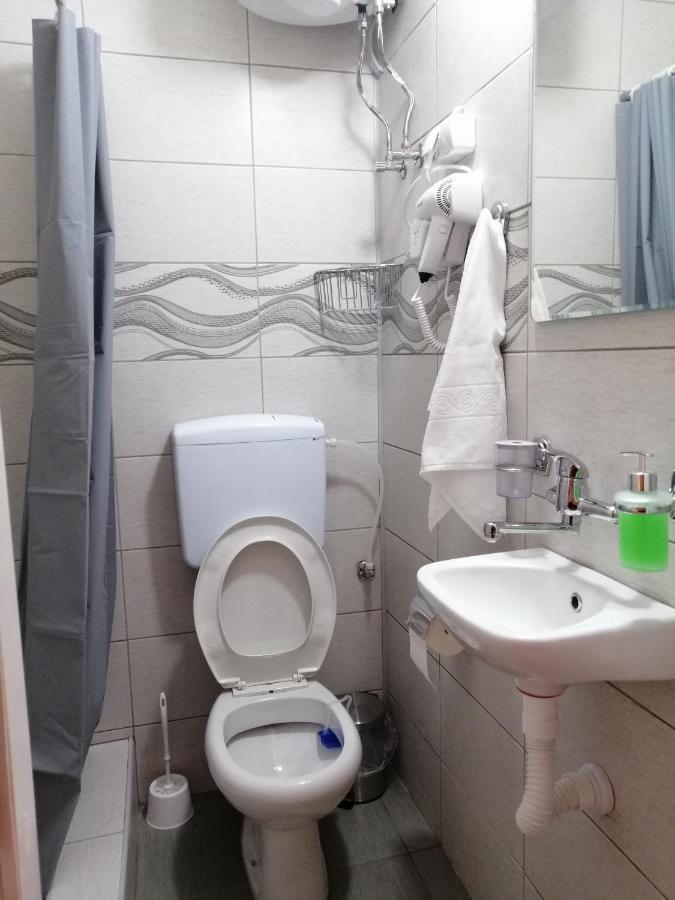 Ni Mitic Apartmani 1 מראה חיצוני תמונה