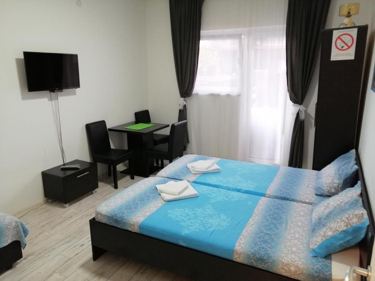 Ni Mitic Apartmani 1 מראה חיצוני תמונה