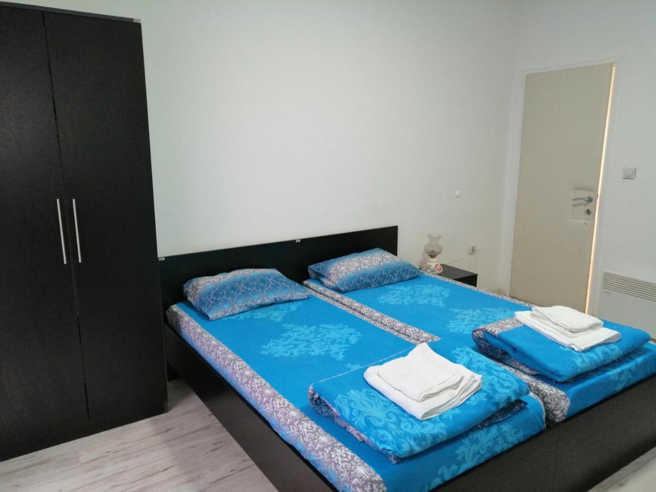 Ni Mitic Apartmani 1 מראה חיצוני תמונה